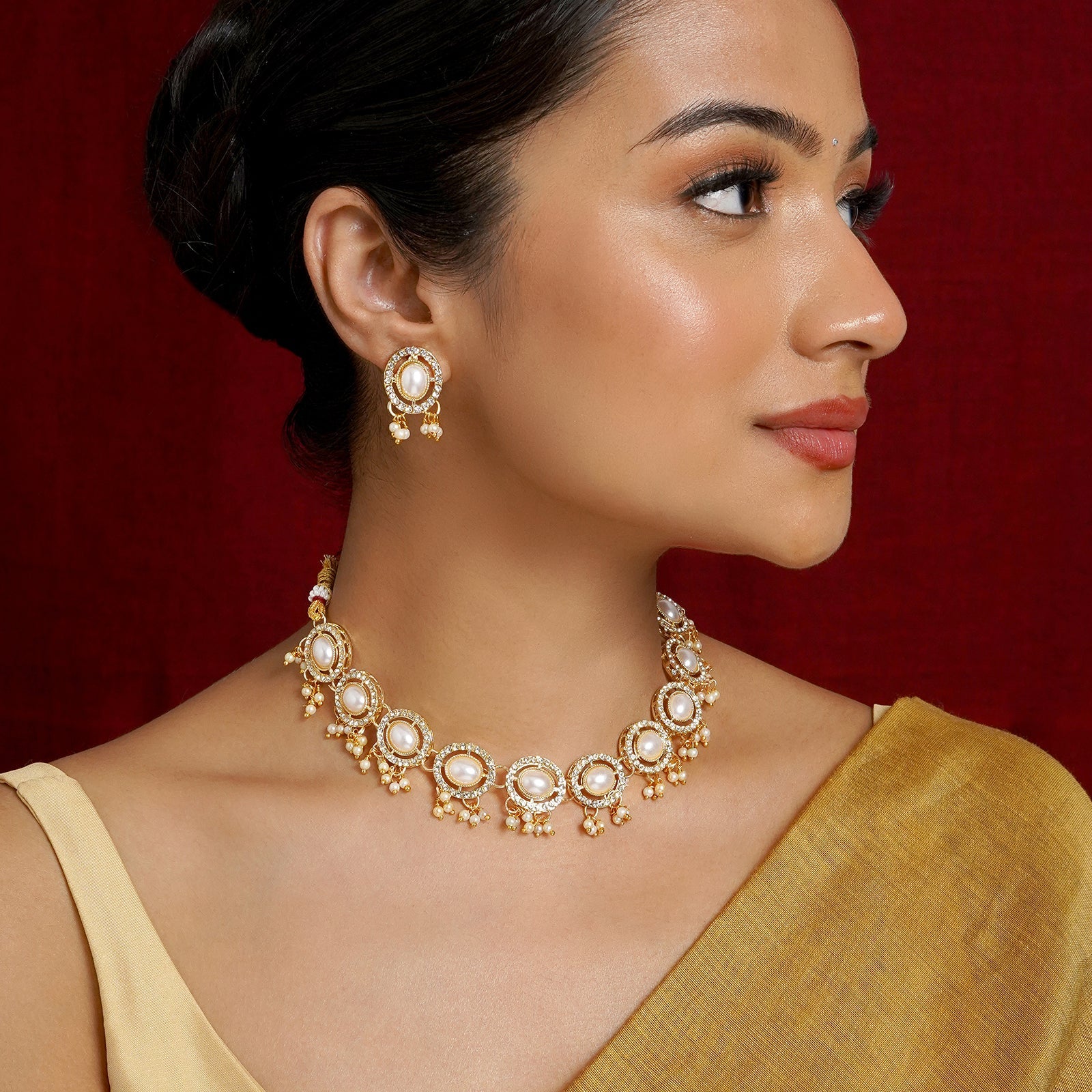 Teejh Bela Light Gold Necklace Set