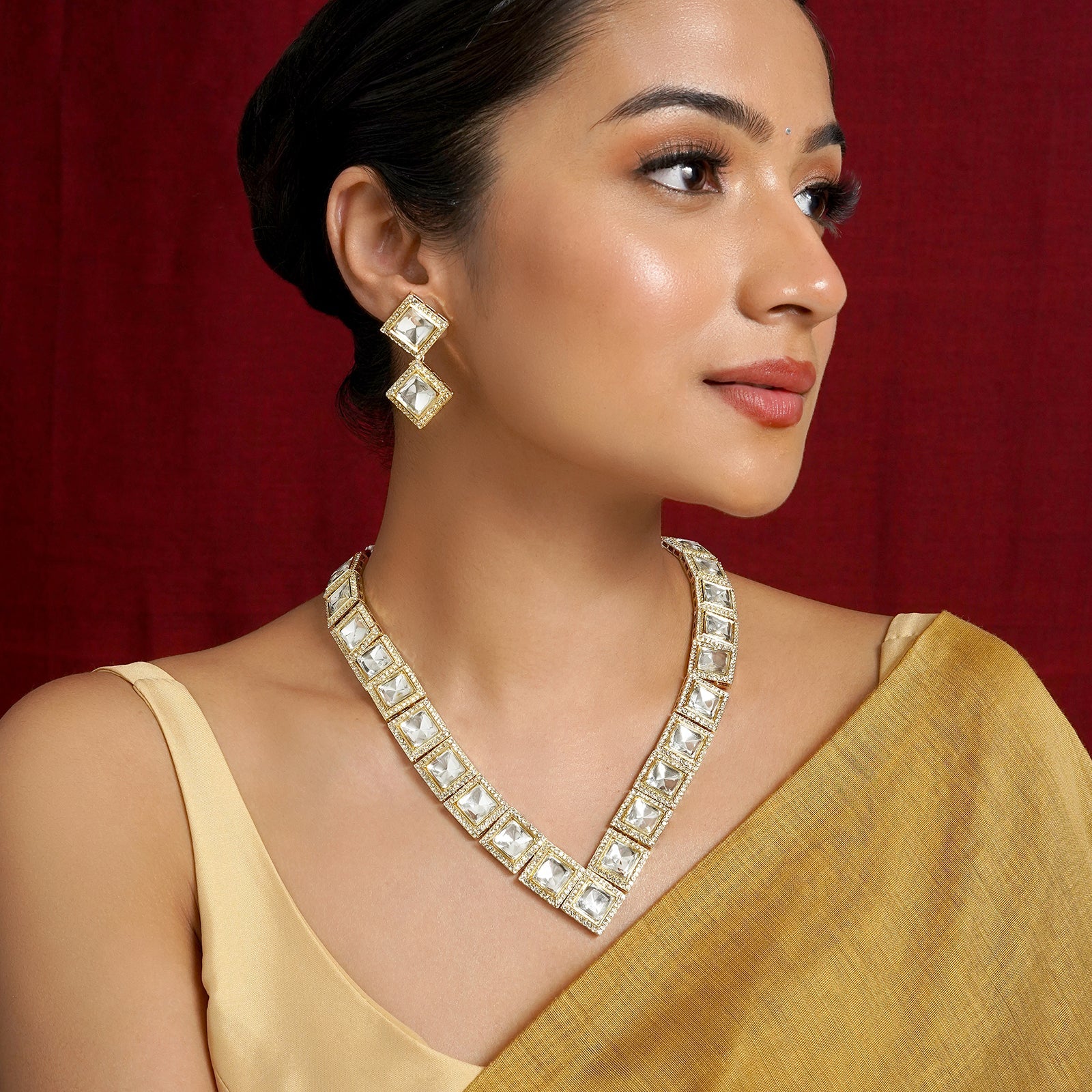 Teejh Moksha Light Gold Uncut Stone Necklace Set