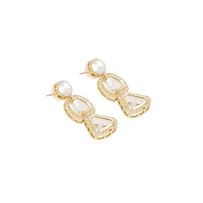 Teejh Taani Light Gold Necklace Set