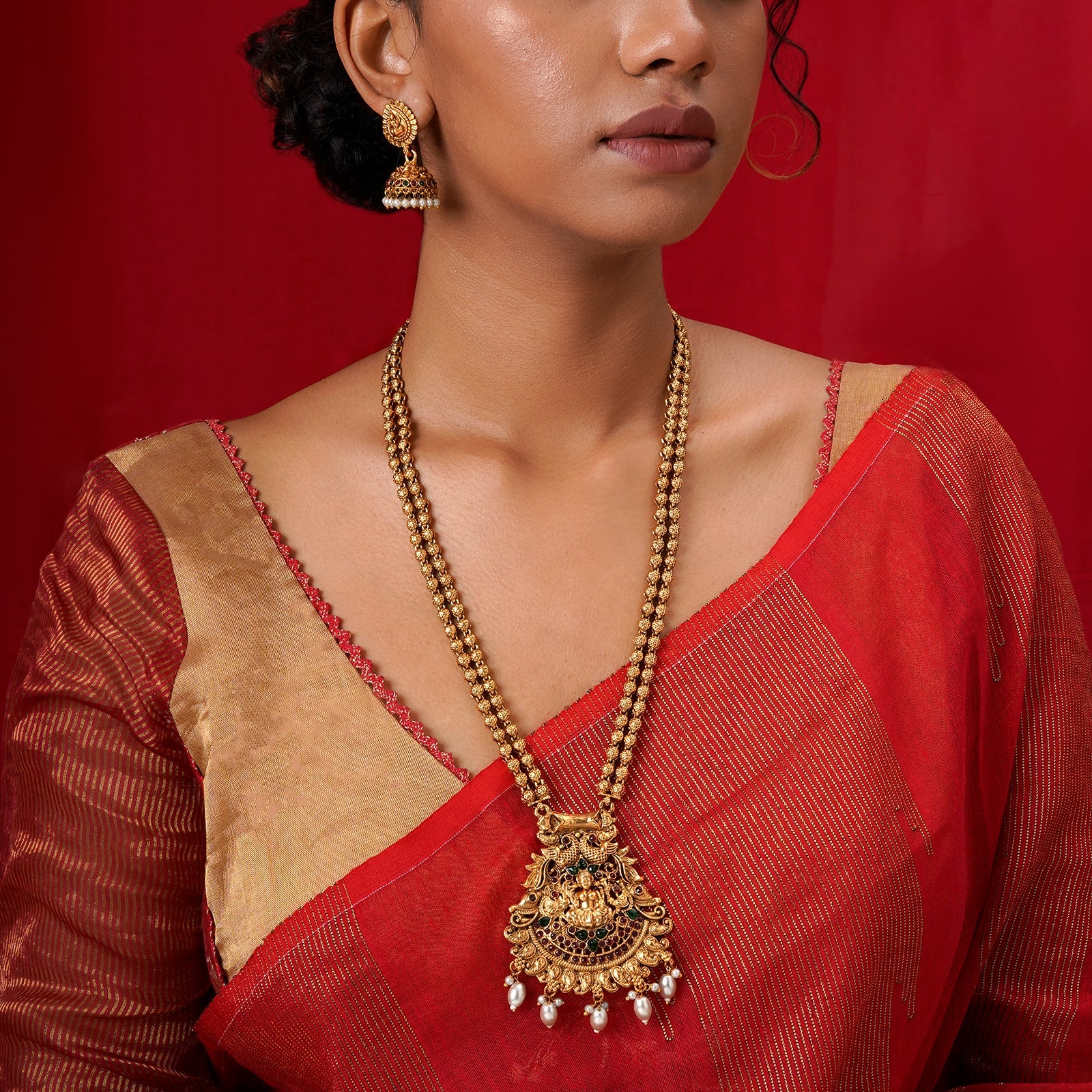 Teejh Apsara Gold Necklace Set