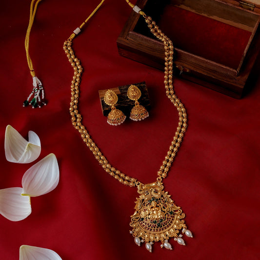 Teejh Apsara Gold Necklace Set