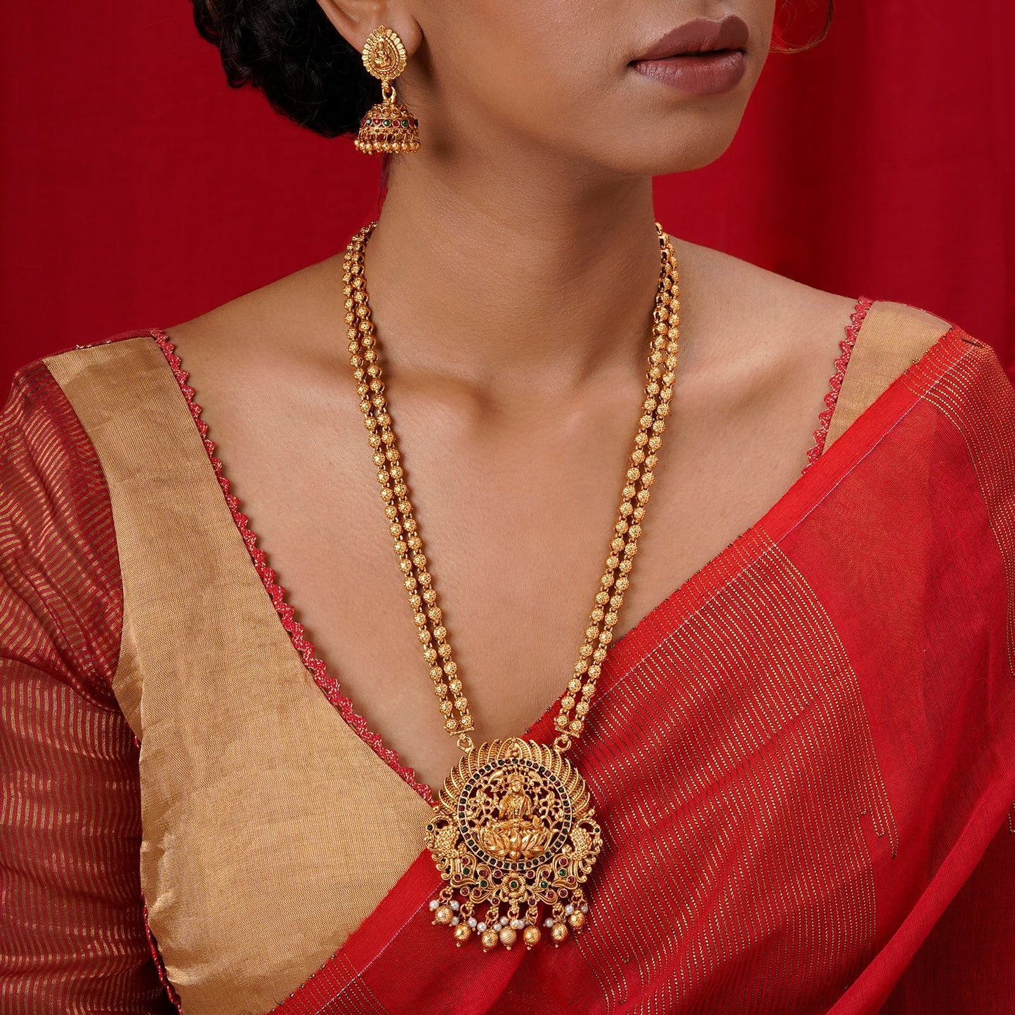 Teejh Aditi Gold Necklace Set