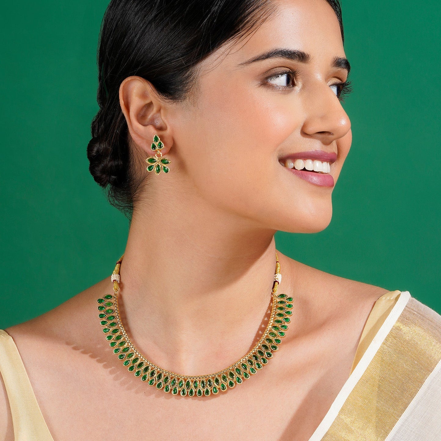 Teejh Mehek Green Gold Necklace Set