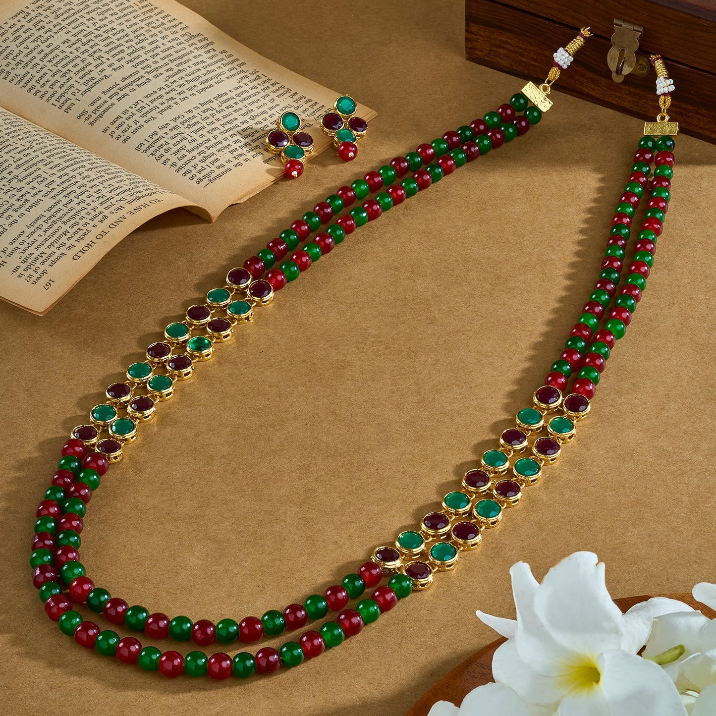 Teejh Tanaya Red-Green Beaded Necklace Set