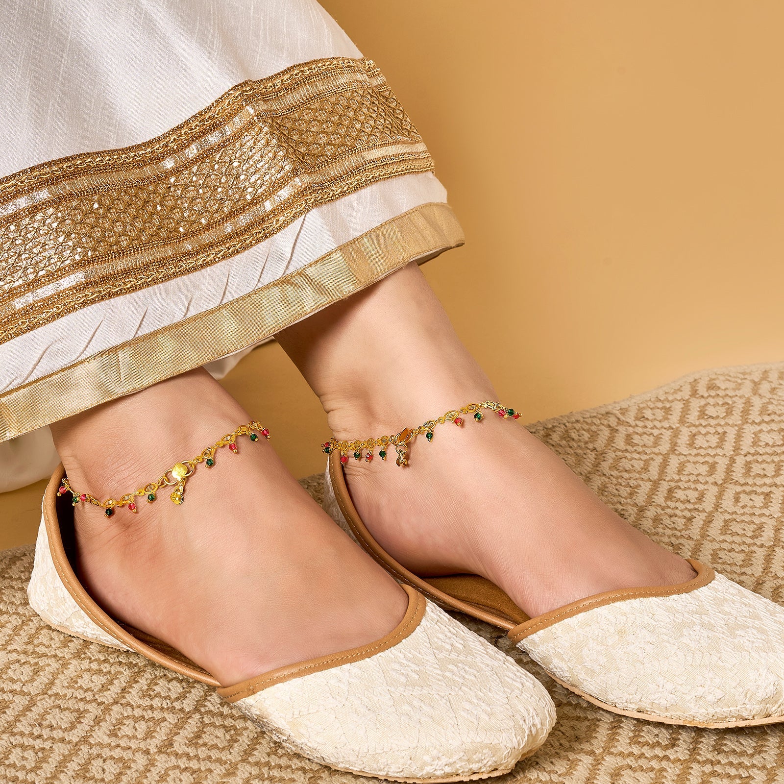 Teejh Swarna Sringar Gold Payal