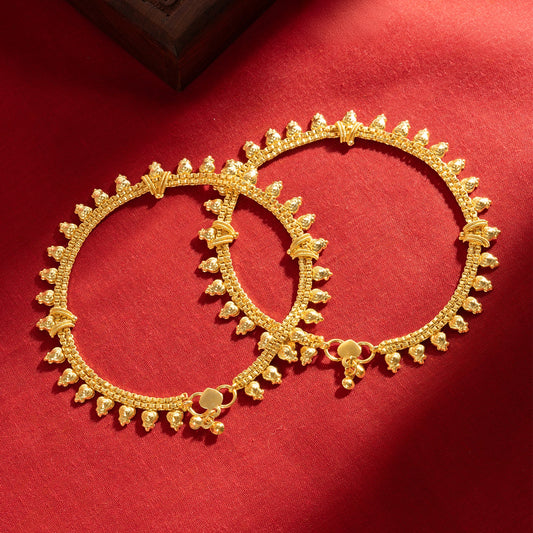Teejh Lajwanti Lush Gold Payal