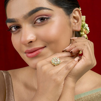 Teejh Raaya Red and Gold Ring