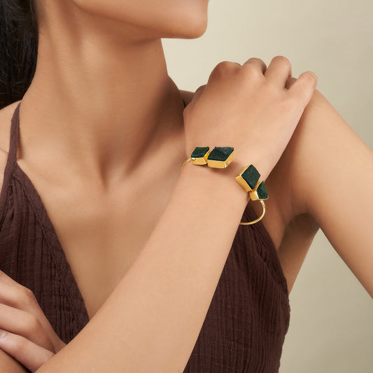 Teejh Vyana Dark Green Natural Stone Bracelet