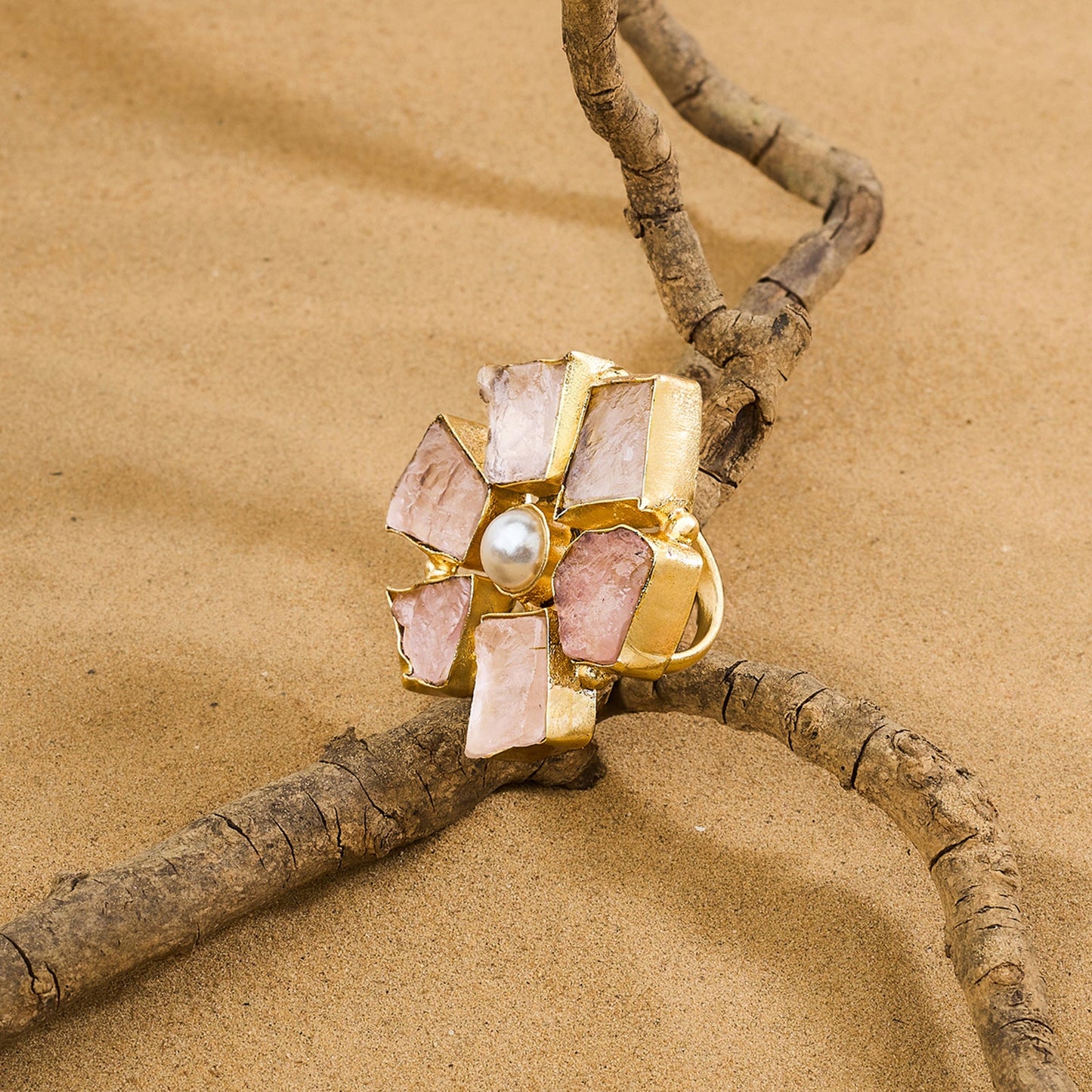 Soléa Pink Natural Stone Flower Ring