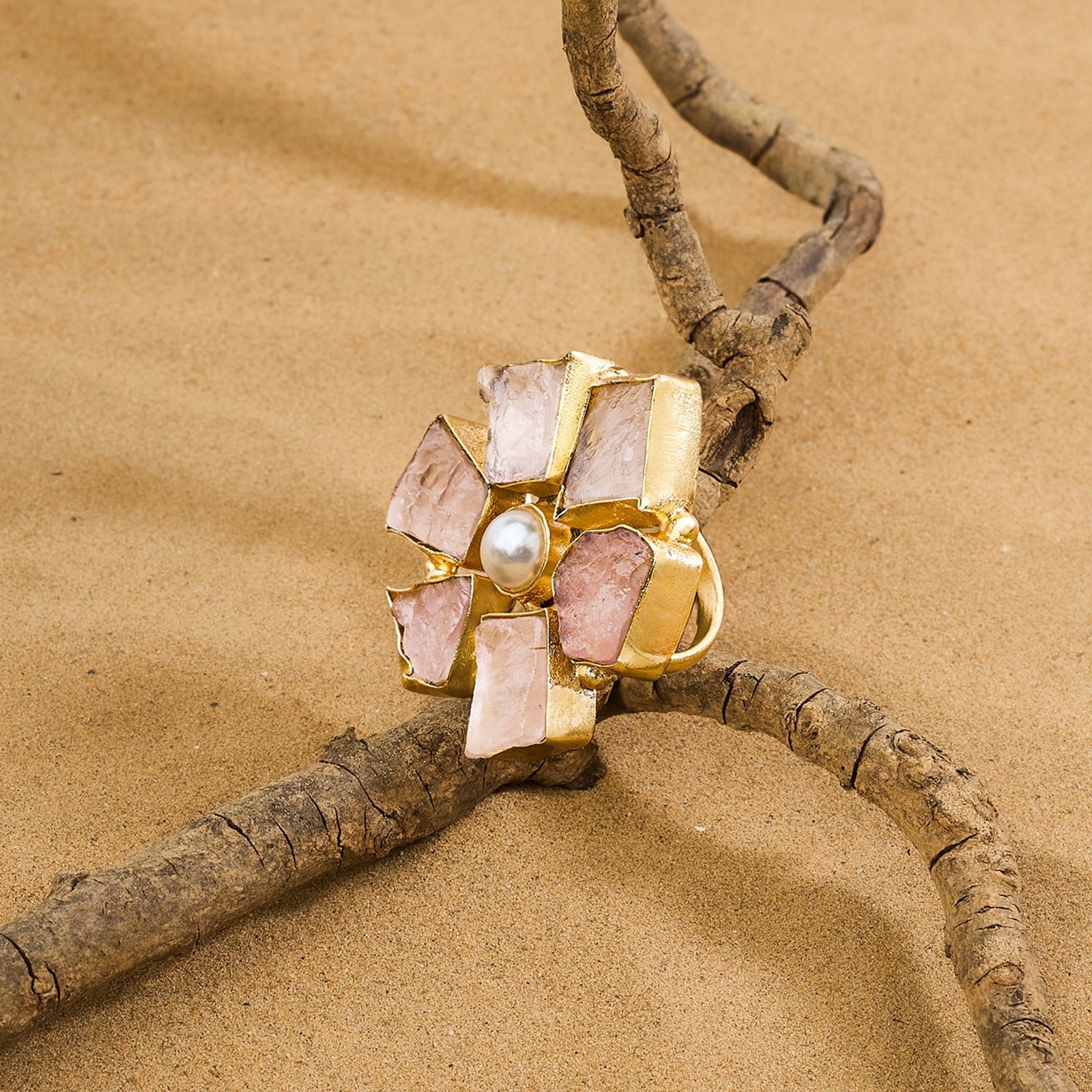 Soléa Pink Natural Stone Flower Ring