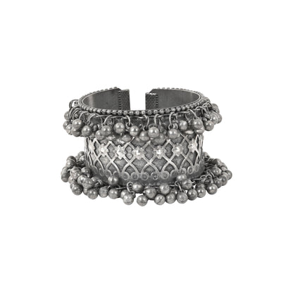 Teejh Veerthi  Stacked Bracelet Set