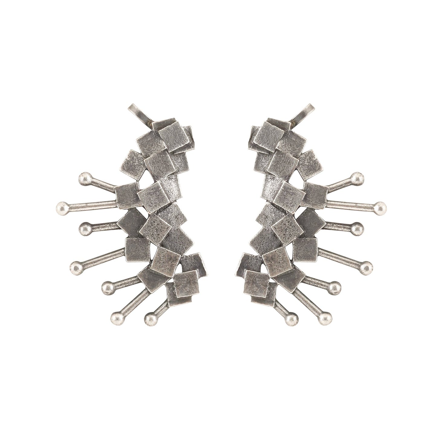 Teejh Aalaya Silver Oxidised Earcuff