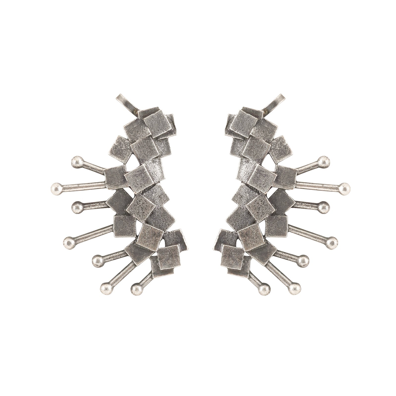 Teejh Aalaya Silver Oxidised Earcuff