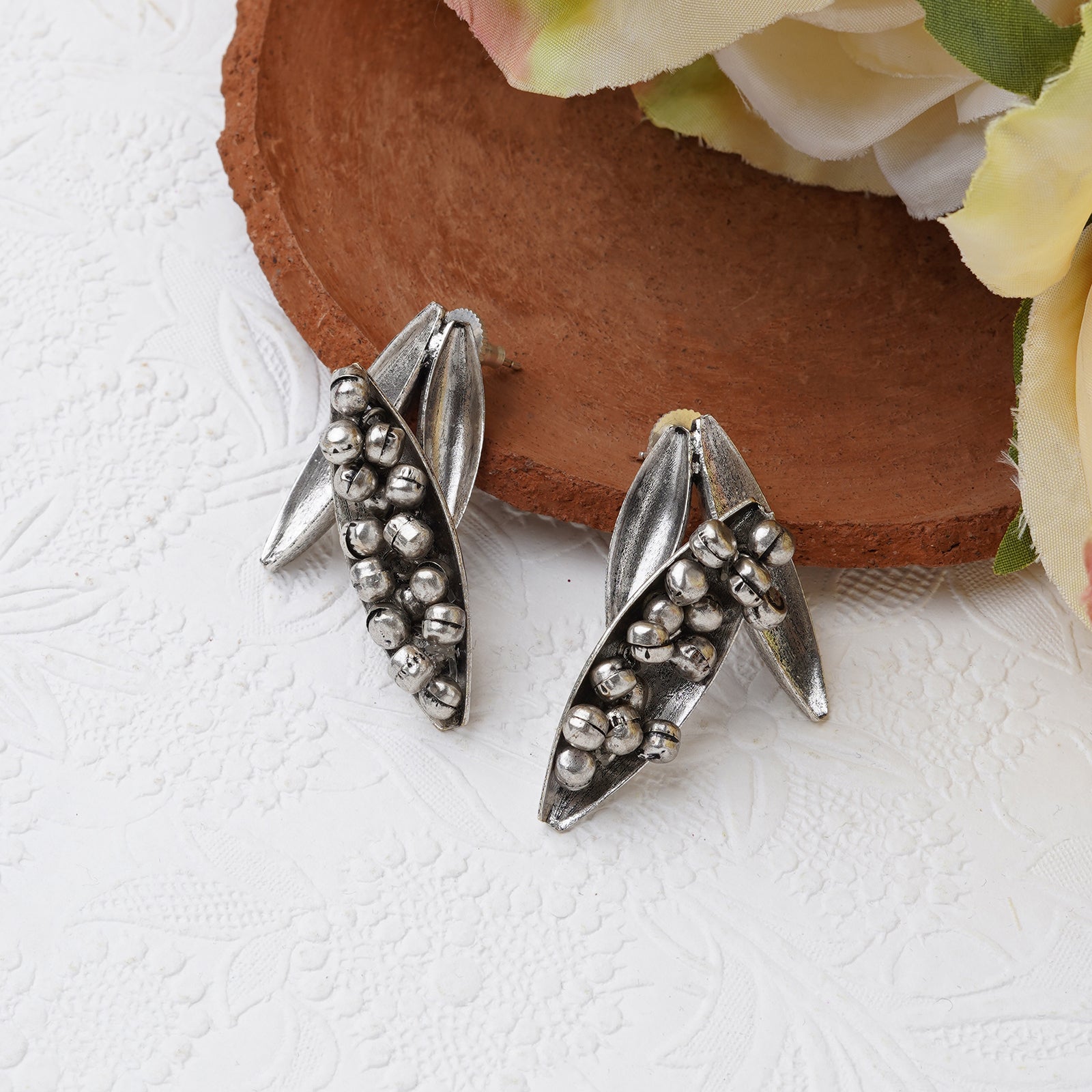 Teejh Angana Pearl and Silver Oxidised Earring