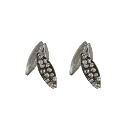 Teejh Angana Pearl and Silver Oxidised Earring