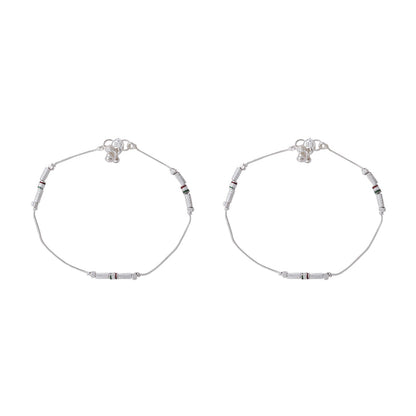 Teejh Ismal Silver Anklets