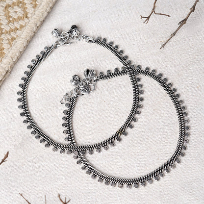 Teejh Spoorthi Silver Oxidised Ghungroo Anklet