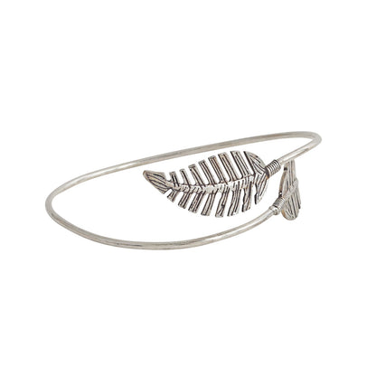 Teejh Arkiya Armlet
