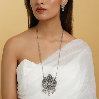 Teejh Sayyid Silver Oxidised Necklace Set