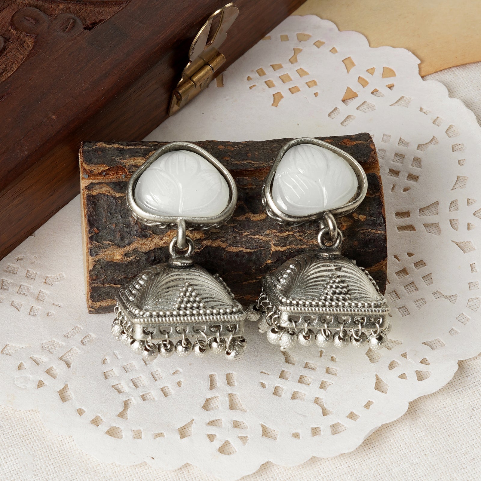 Teejh Karnavati Silver Oxidised White Earring