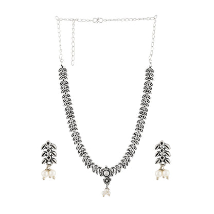 Teejh Silver and White Jade Oxidised Set