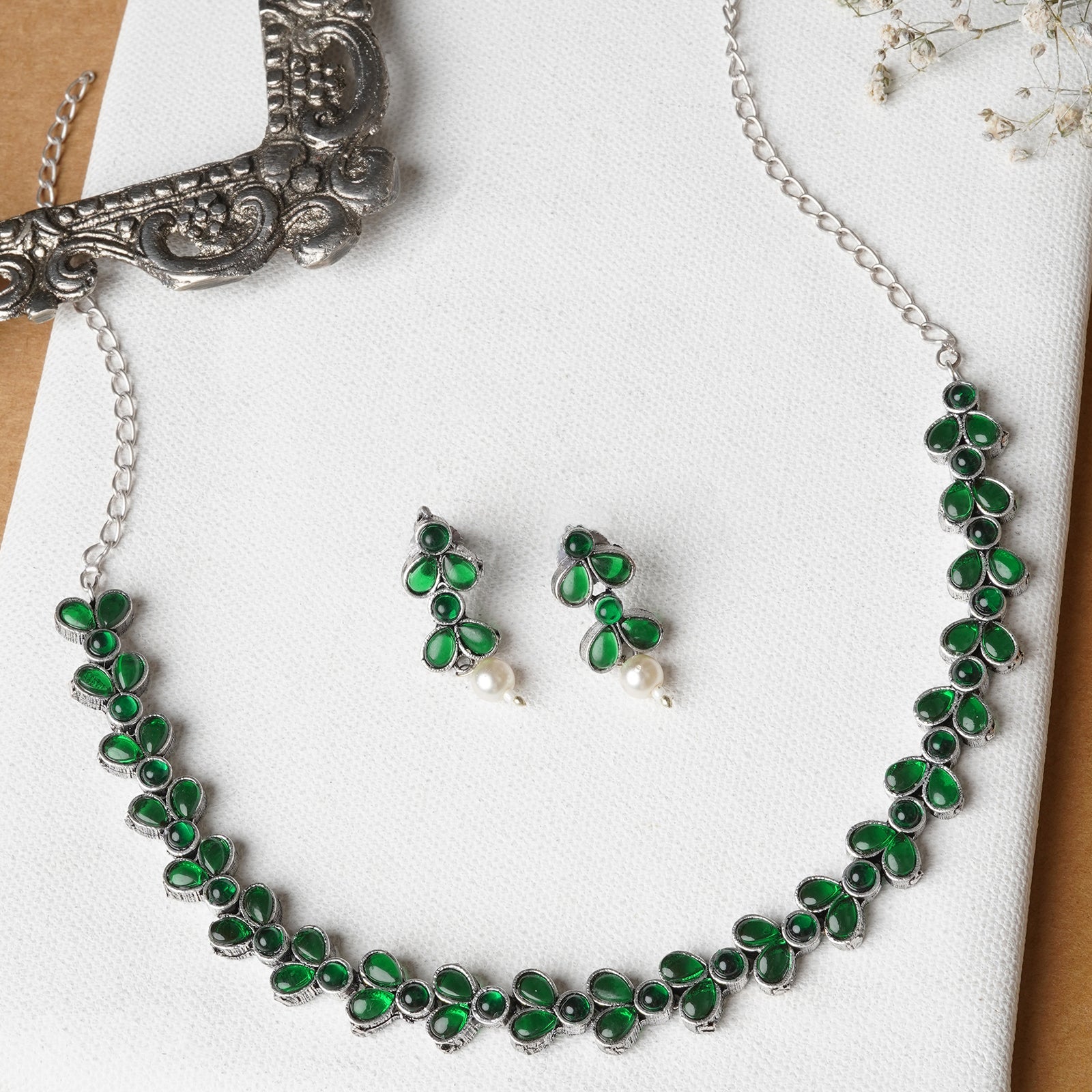 Teejh Silver and Green Petal Fusion Necklace set