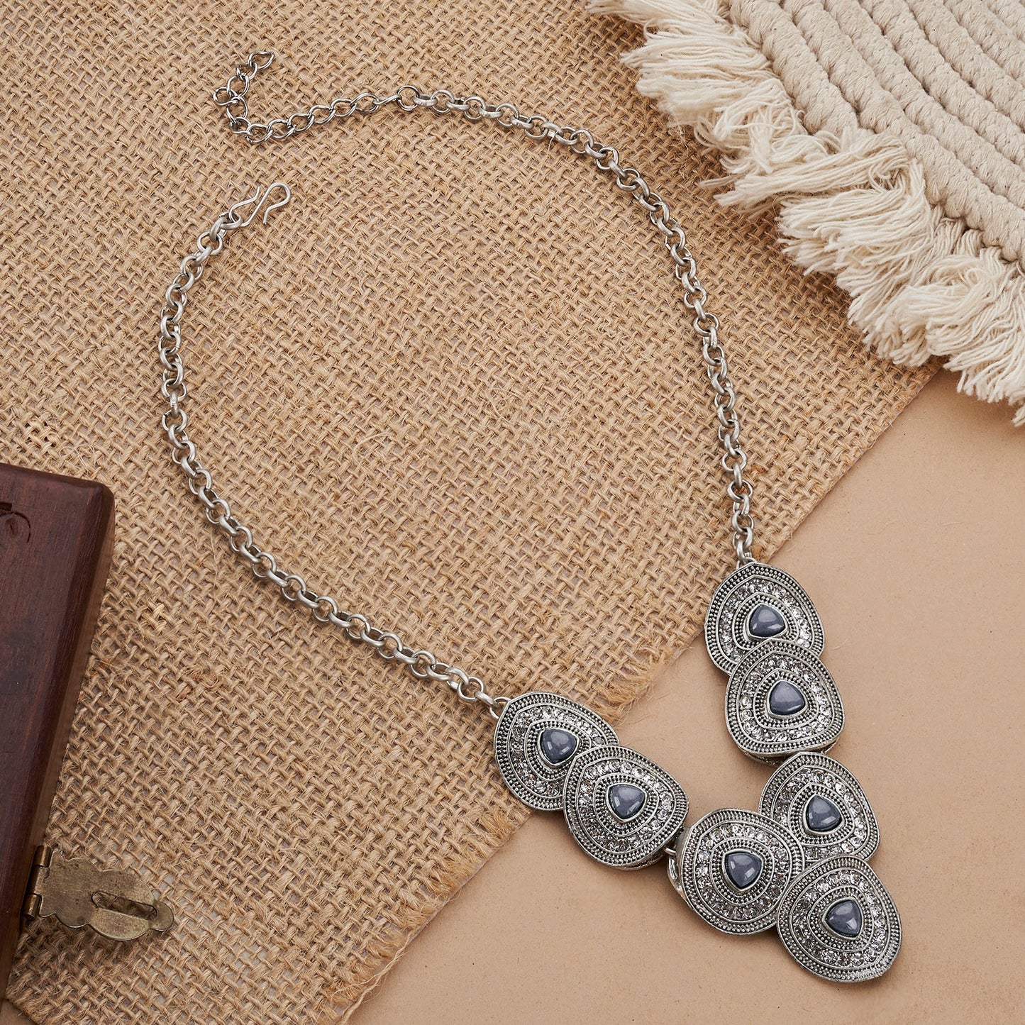 Teejh Chahat Silver Grey Necklace