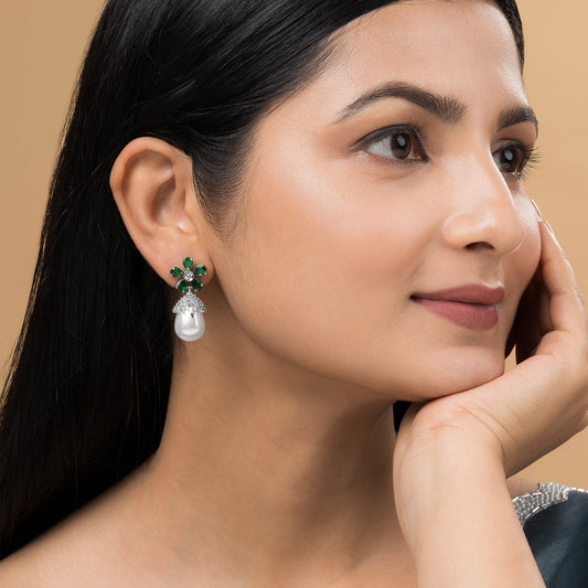 Teejh Almaz Silver and Green Earring