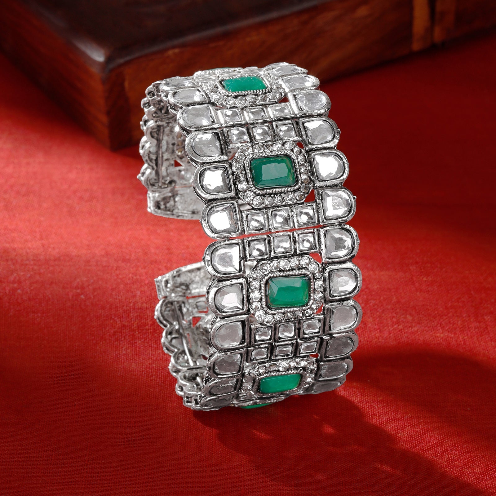 Teejh Kaarvi Green stone Silver Bracelet