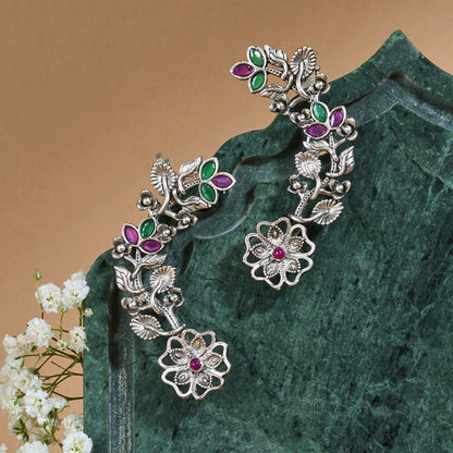 Teejh Phul Silver Stones Earcuffs
