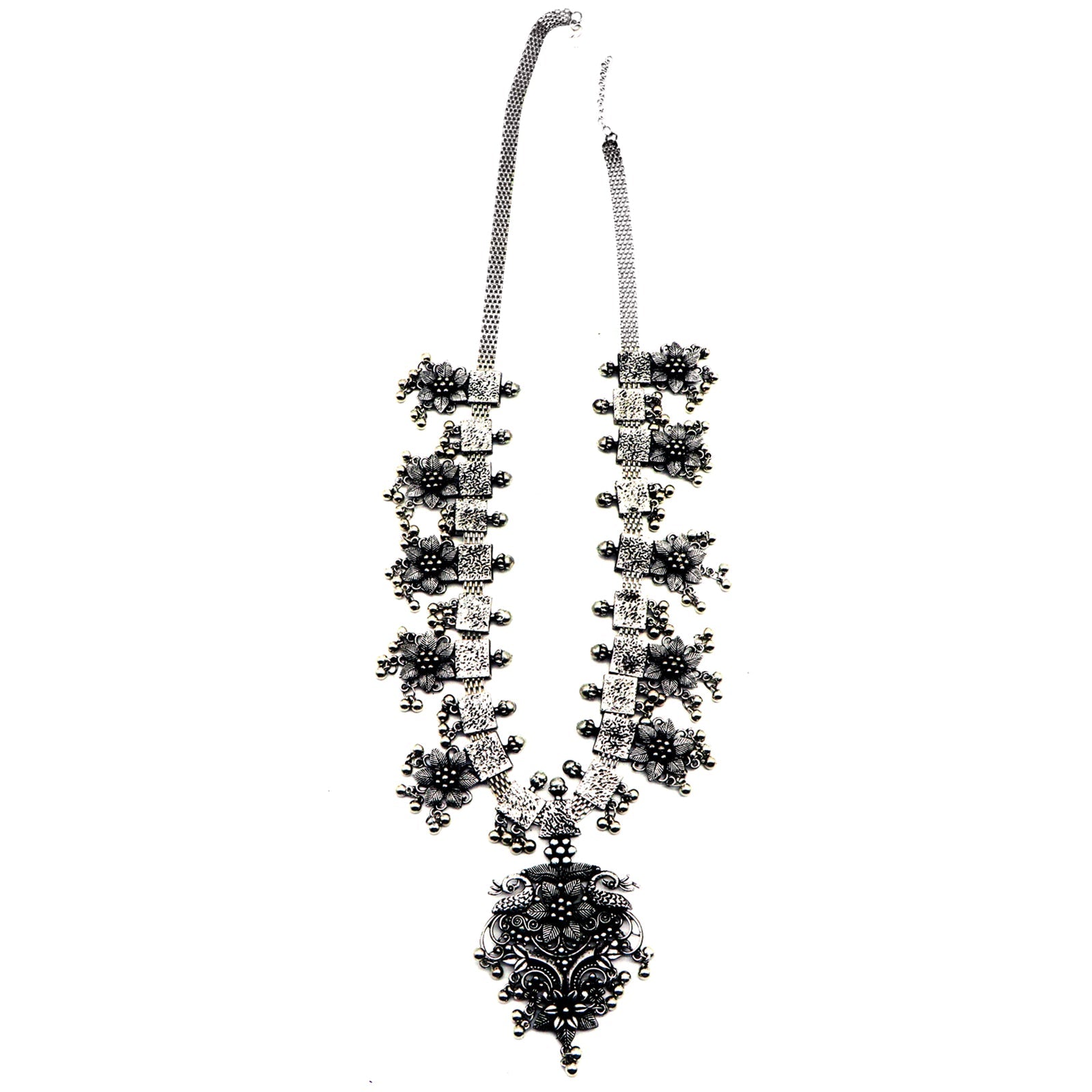 Teejh Nerine Saree & Jewelry Gift Set