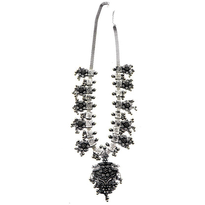 Teejh Nerine Saree & Jewelry Gift Set