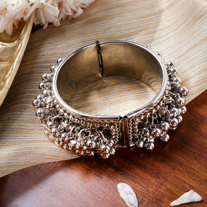 Teejh Sia Silver Ghungroo Bangle