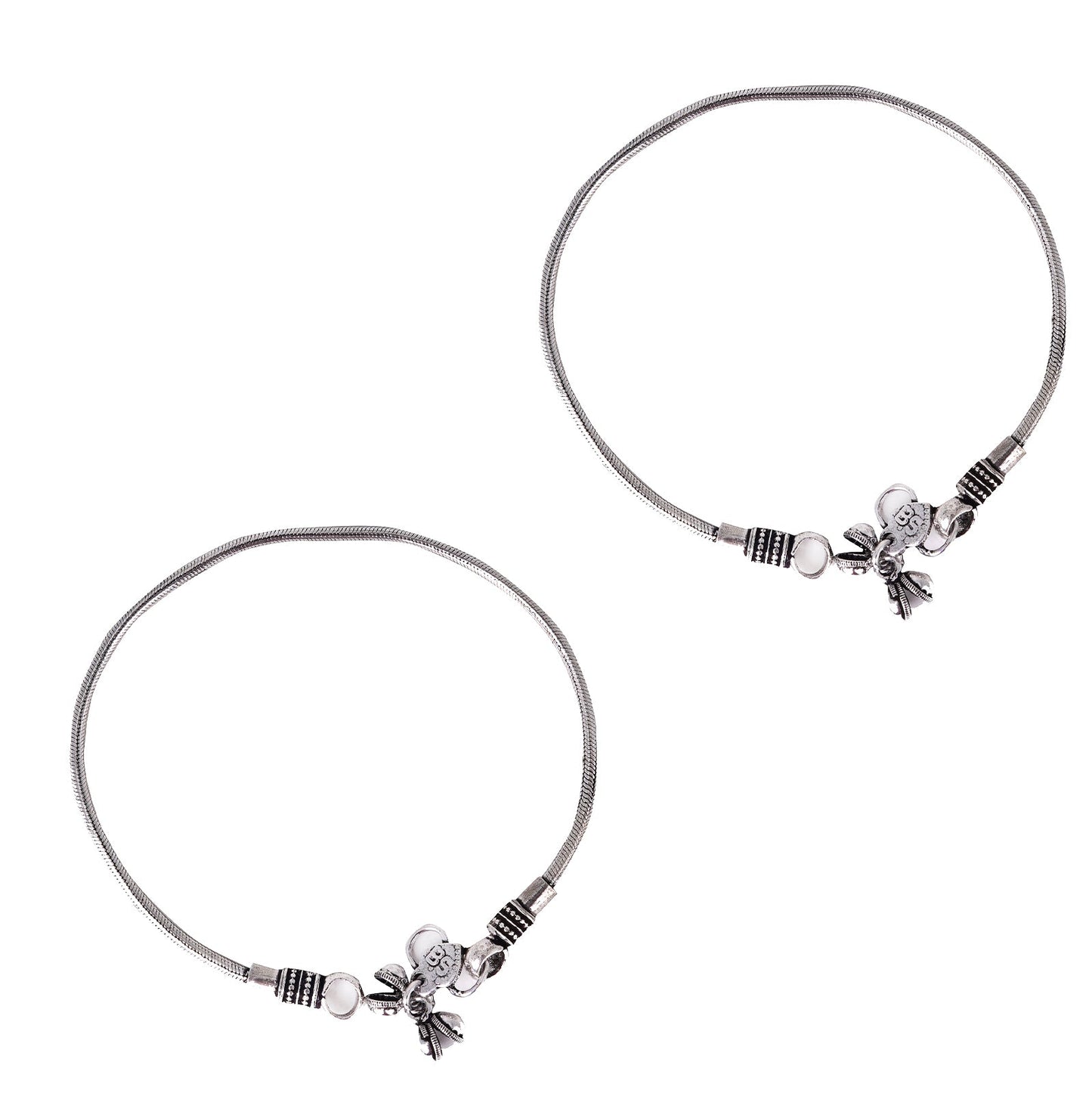 Teejh Swarali Set of Anklet and 3 Toe Rings