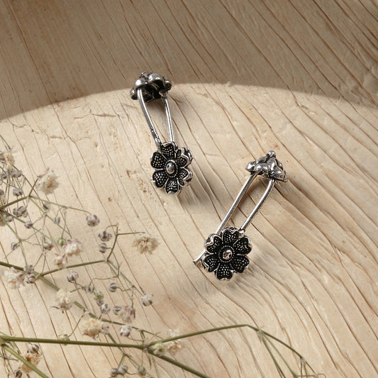 Teejh Januja Silver Oxidised Clip On Bugadi