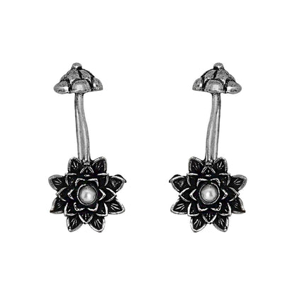 Teejh  Ridhima White Stone Silver Oxidsed Clip On Bugadi
