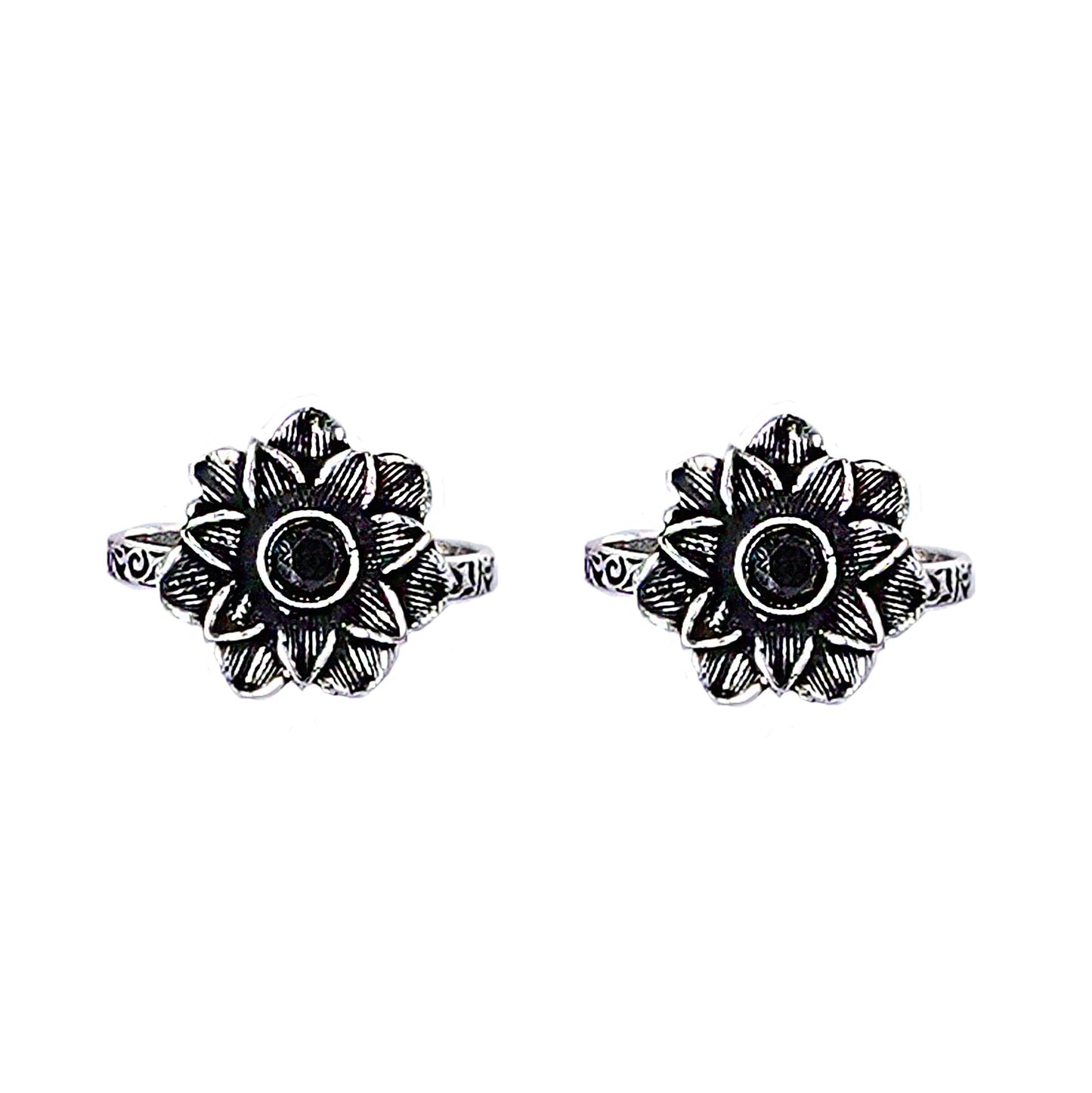 Teejh Kayra Black Stone Silver Oxidised Toe Rings