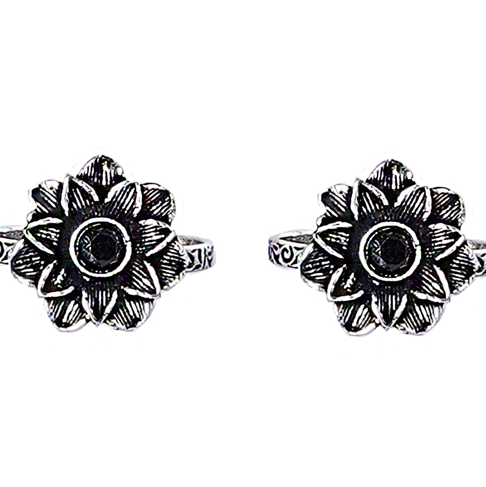 Teejh Kayra Black Stone Silver Oxidised Toe Rings