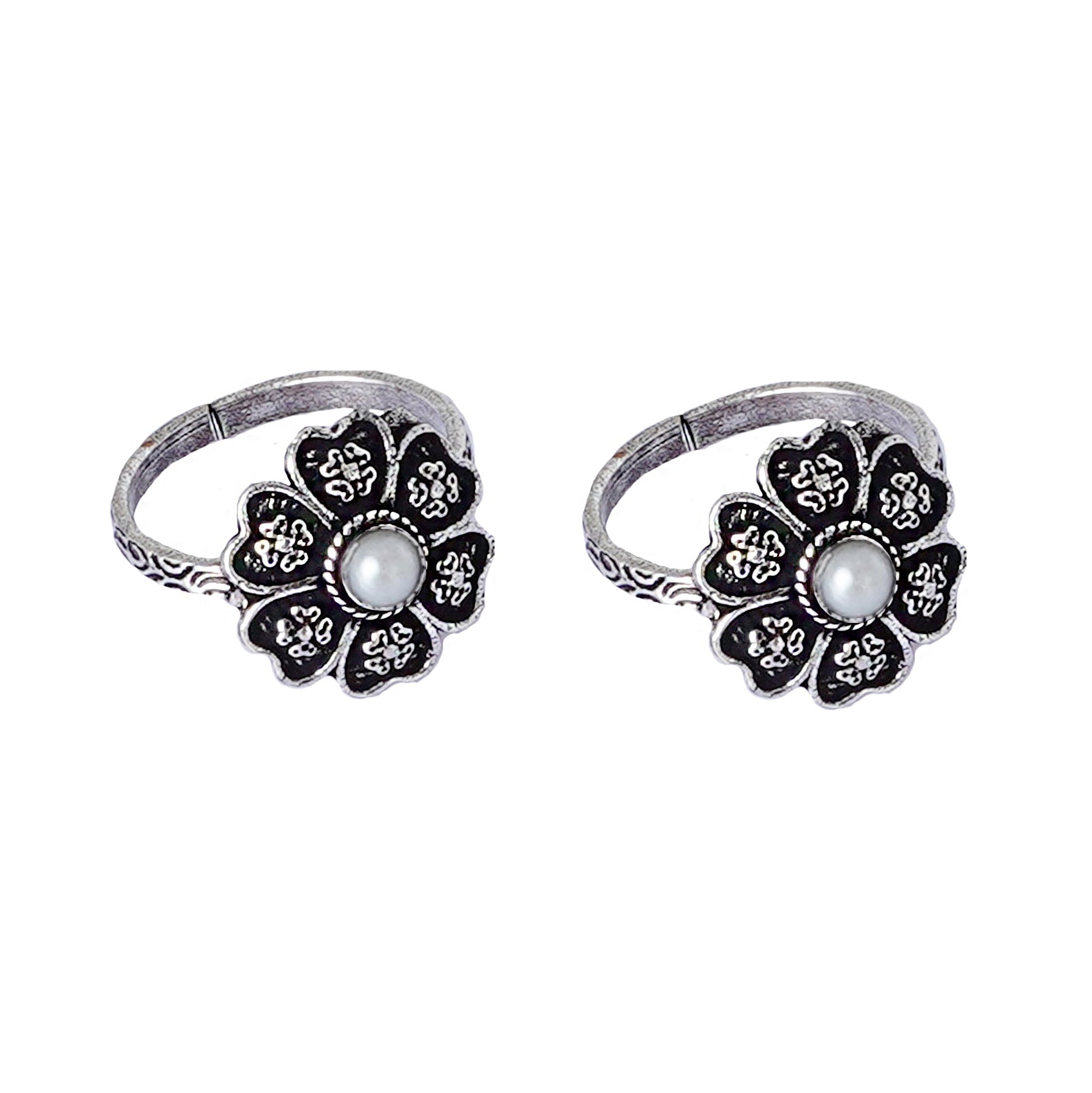 Teejh Ruhi White Stone Silver Oxidised Toe Rings