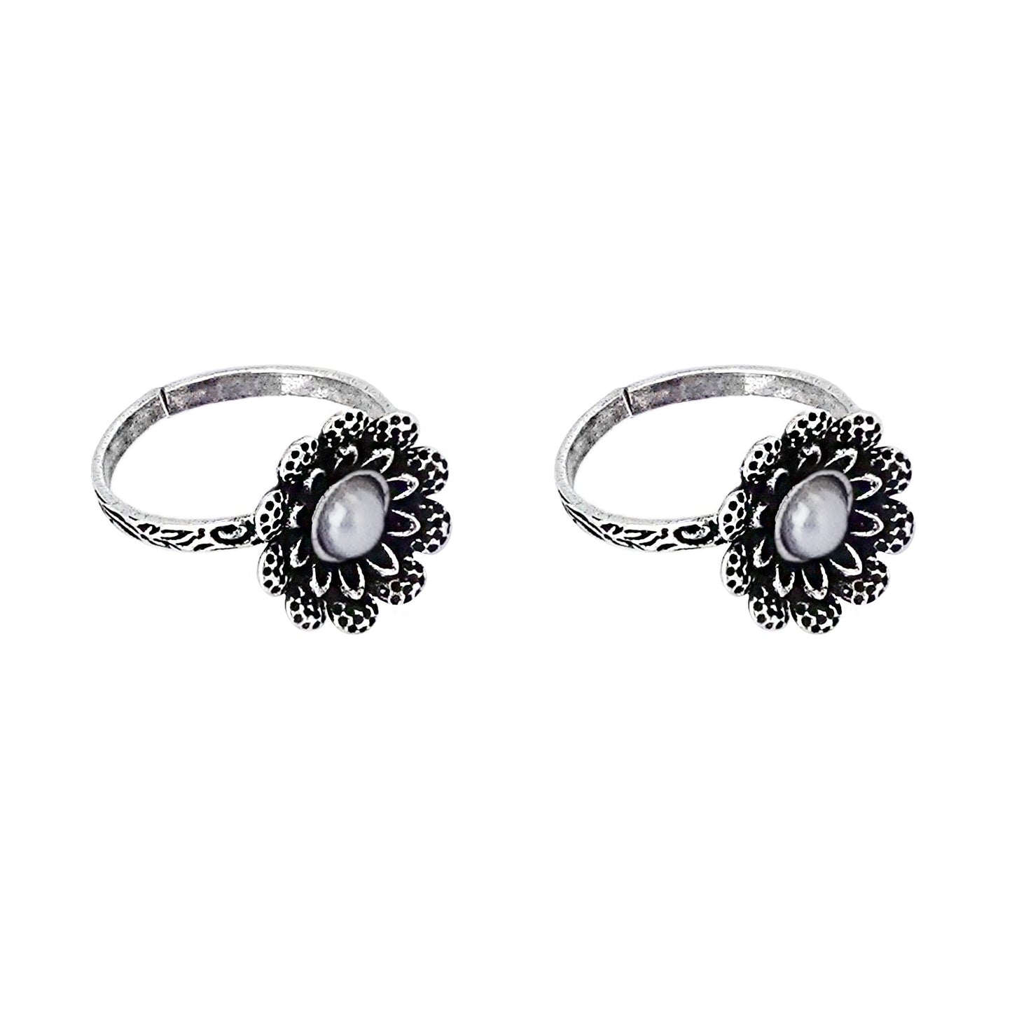 Teejh Tishya White Stone Silver Oxidised Toe Rings