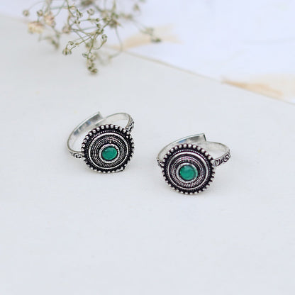 Teejh Shaanvi Green Stone Silver Oxidised Toe Rings