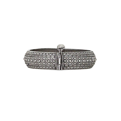 Teejh Raisha Silver Oxidised Bangle