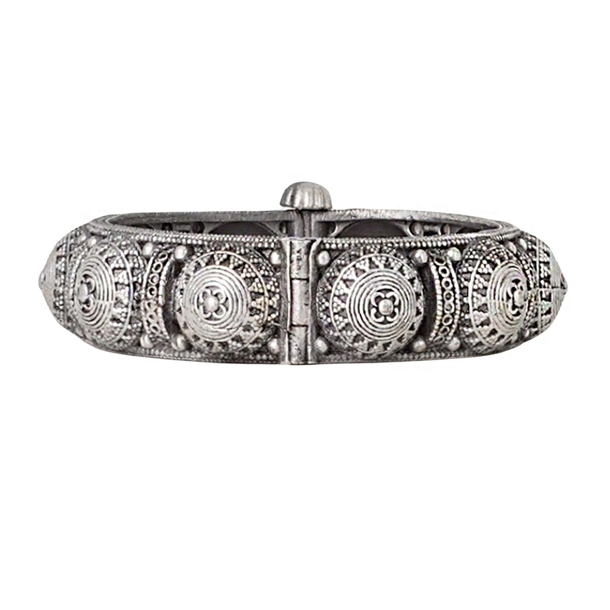Teejh Eashta Stacked Bracelet Set