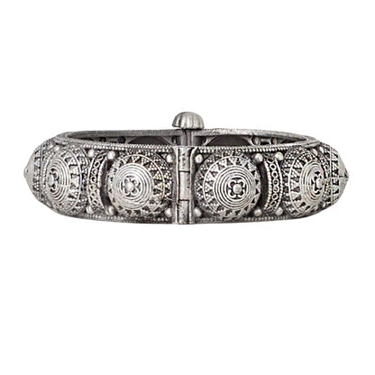 Teejh Eashta Stacked Bracelet Set