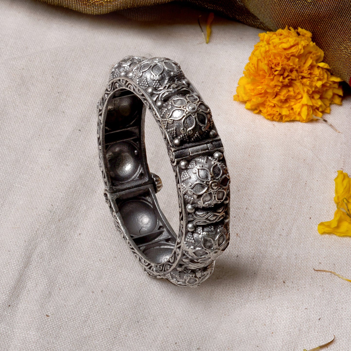 Teejh Dayita Silver Oxidised Bangle