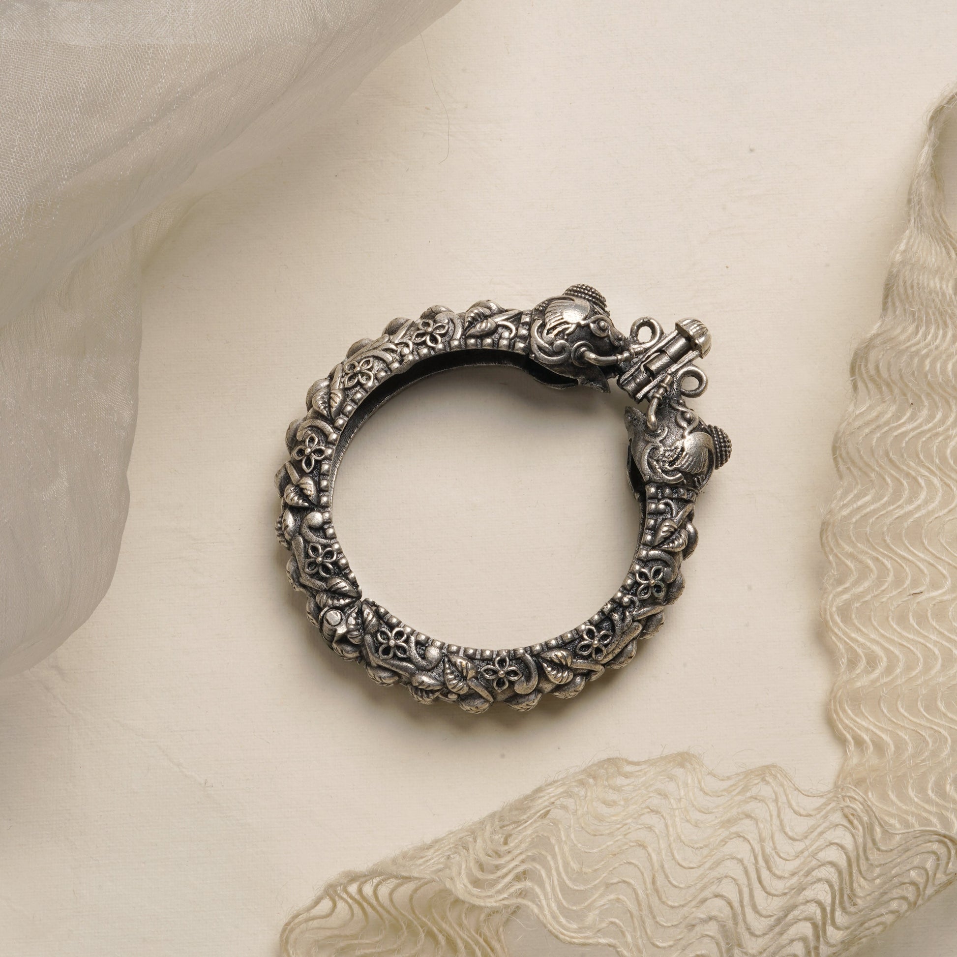 Teejh Suvarna Silver Oxidised Bangle