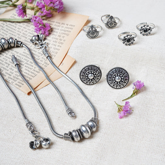 Teejh Aruni Set of Anklet and 3 Toe Rings