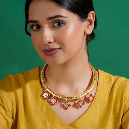 Superphool Hu Main Maroon Necklace