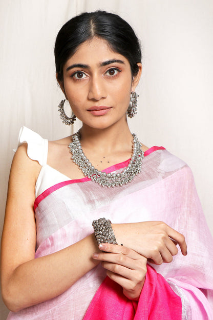 Teejh Kalmia Saree & Jewelry Gift Set