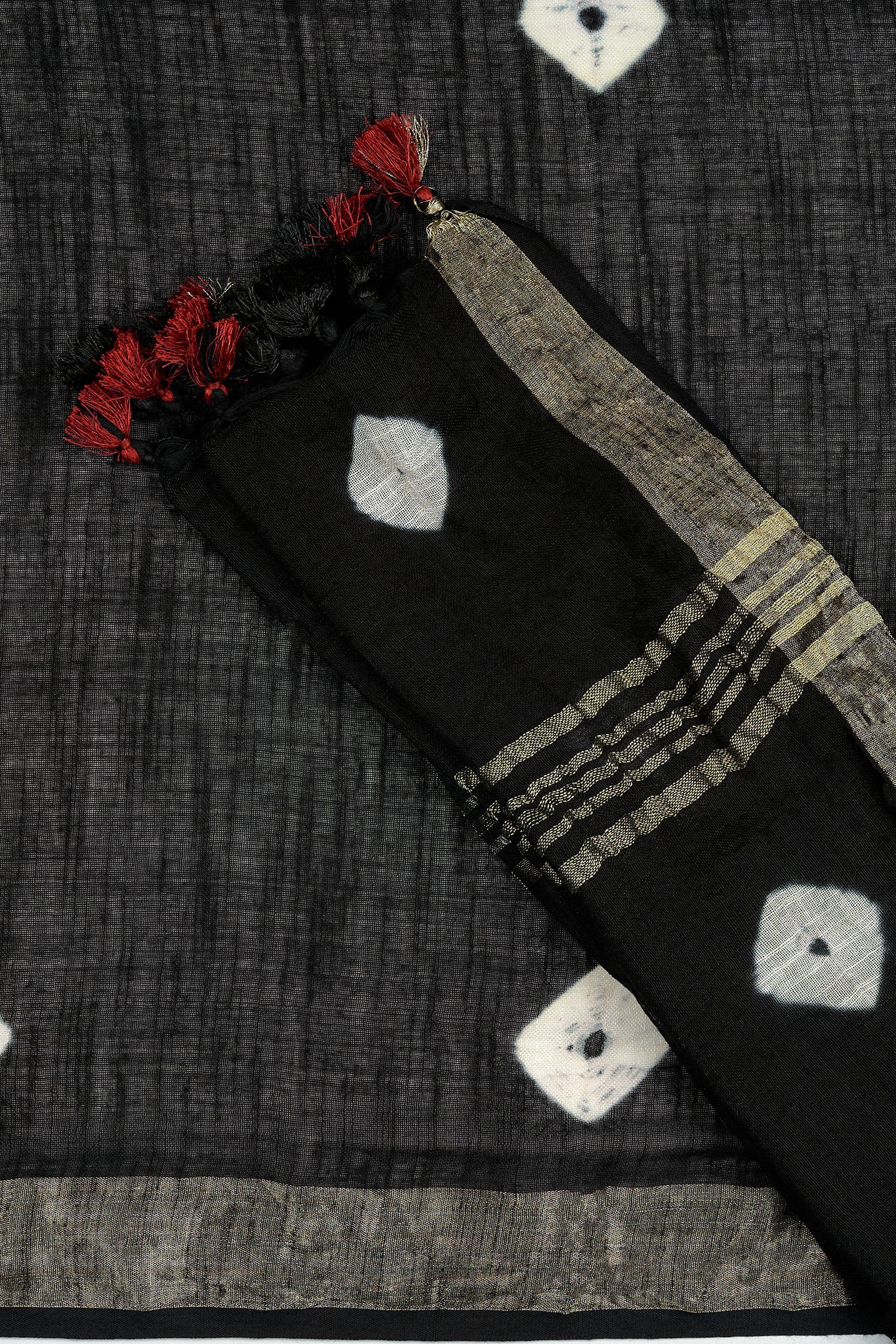 Teejh Aruvya Black Hand Blockprint Saree